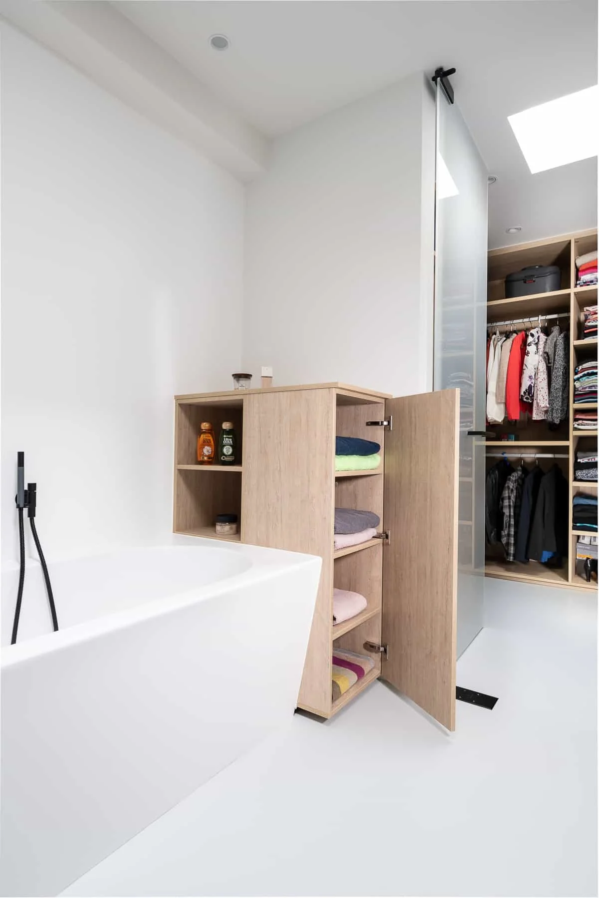 9 NEVES BADKAMER DRESSING 2